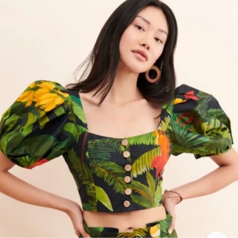 🆕 Farm Rio Cocoa Forest Tropical Print Cropped Button Down Top Size M - Picture 4 of 16